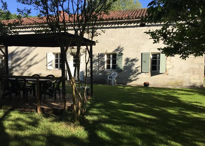 度假居 Ancienne Ferme Perigourdine *